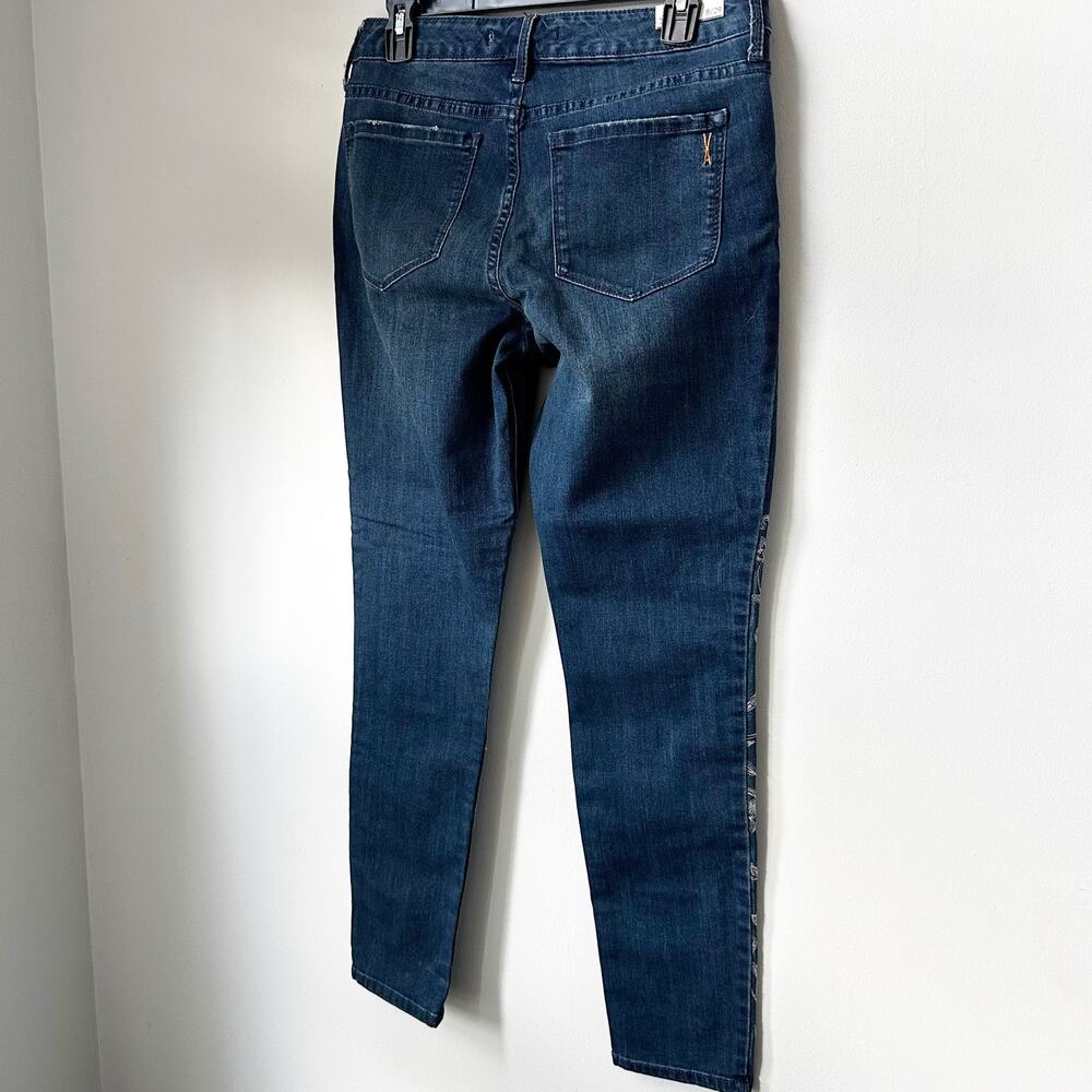 NWT Vintage America Wonderland Skinny Jeans 8/29 Floral Embroidered Luxe Lift - Picture 5 of 7